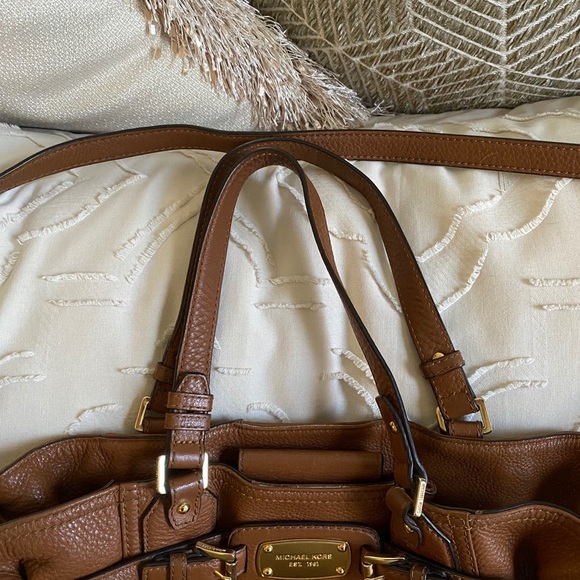 Gansevoort Large North South Tan Leather Tote - Picture 4 of 16